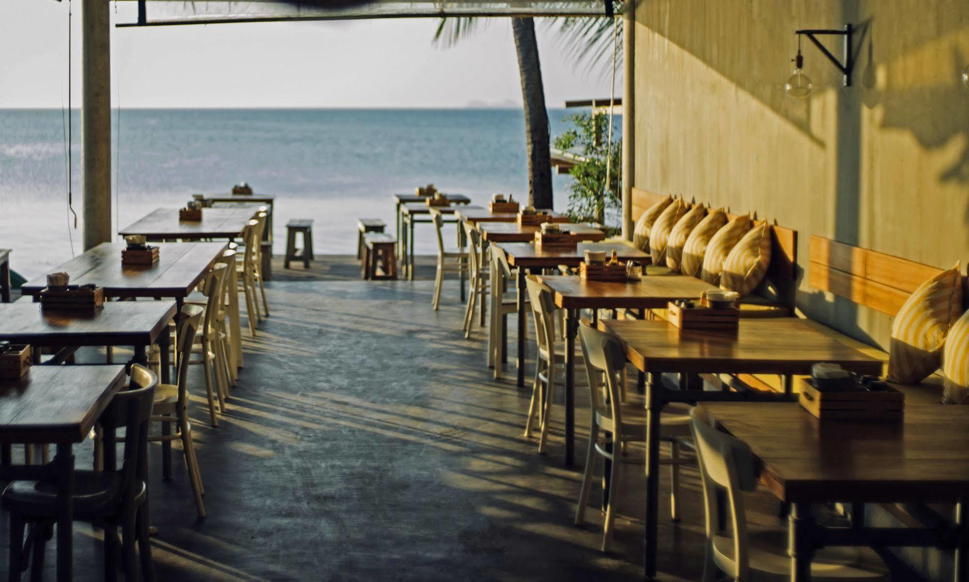 ホテル エスケープ ビーチ リゾート【SHA Extra+認定】 メナムビーチ エクステリア 写真